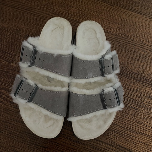 Birkenstock shearling grey Arizona sandals - Picture 3 of 4